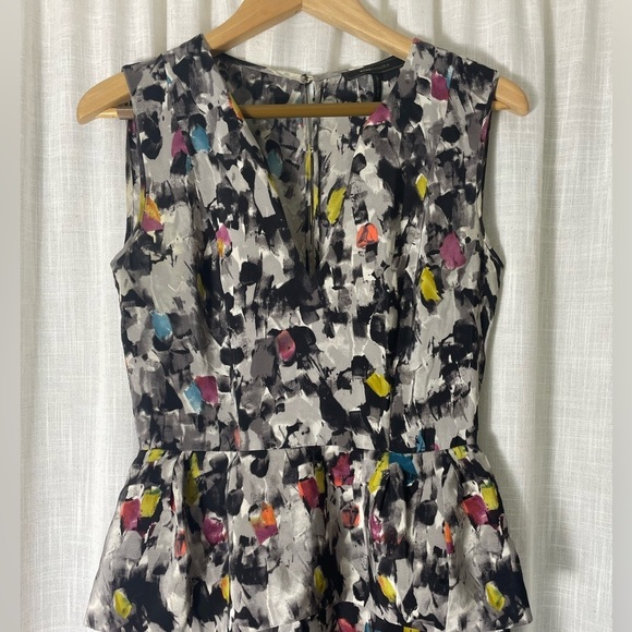 100% silk BCBG Watercolor Print Dress size 4 - Picture 2 of 7